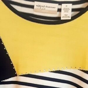 Alfred Dunner sweater